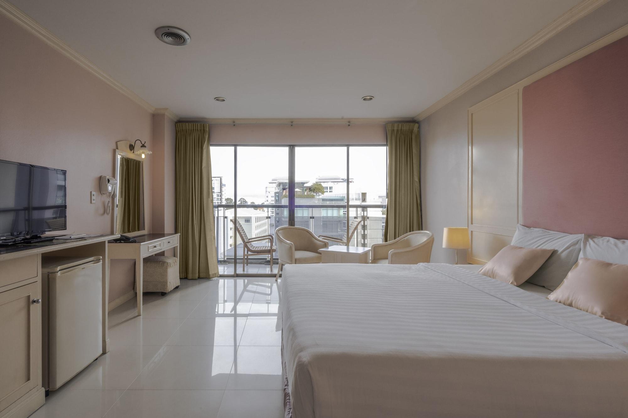 Mike Beach Resort Pattaya Ngoại thất bức ảnh