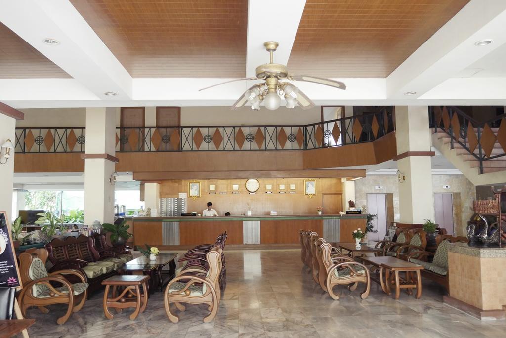 Mike Beach Resort Pattaya Ngoại thất bức ảnh