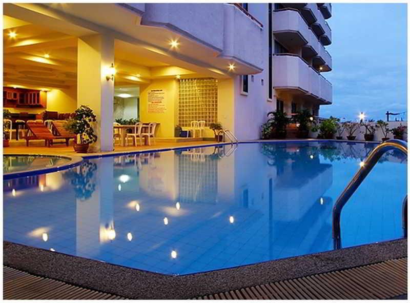 Mike Beach Resort Pattaya Ngoại thất bức ảnh