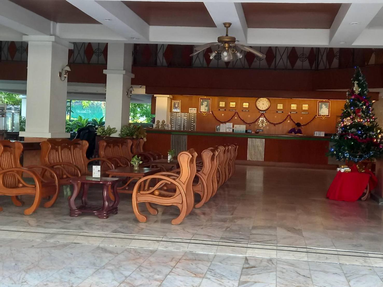 Mike Beach Resort Pattaya Ngoại thất bức ảnh