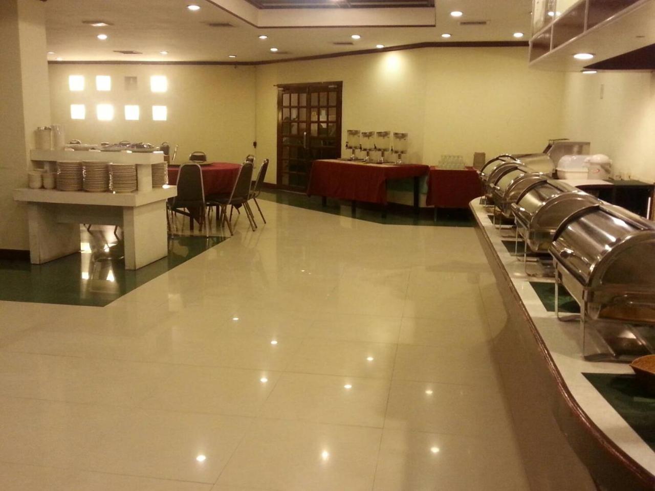 Mike Beach Resort Pattaya Ngoại thất bức ảnh